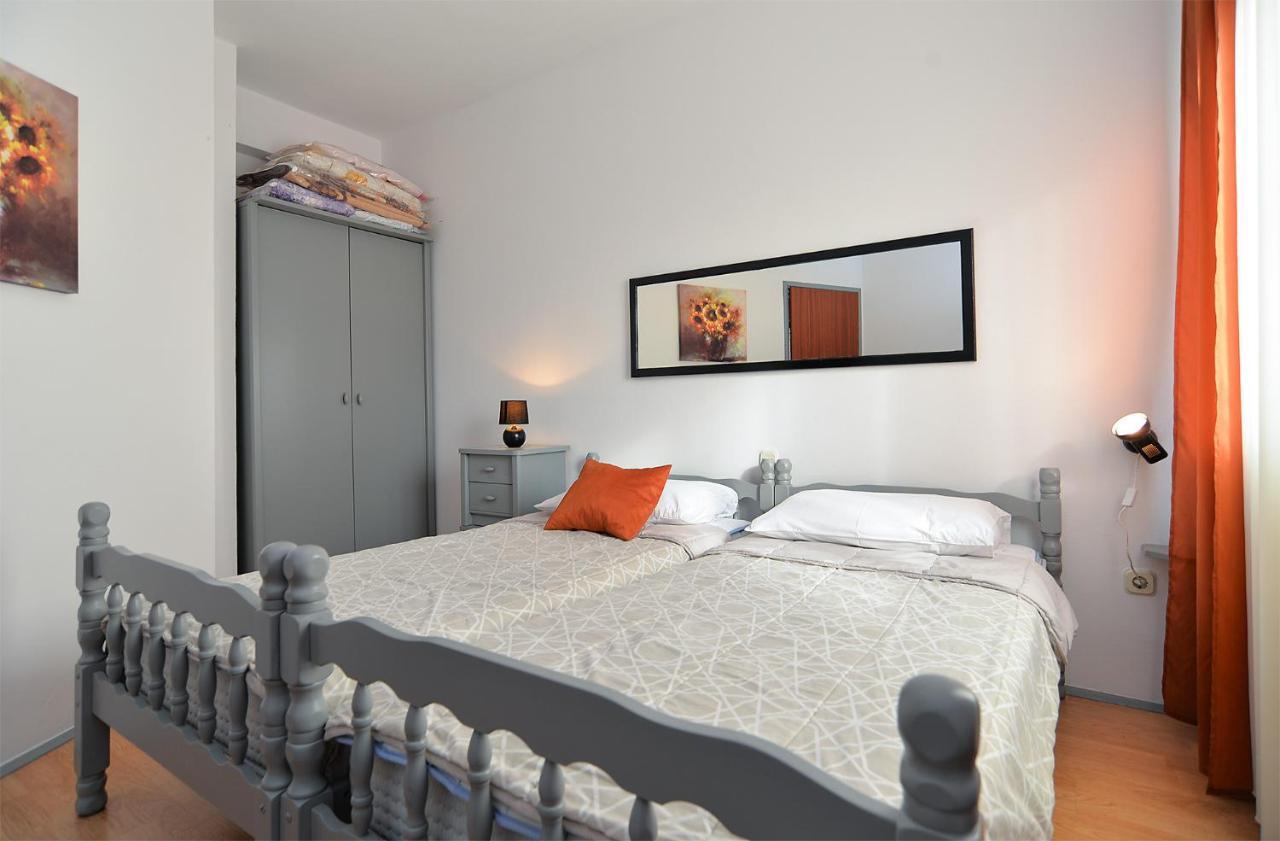 Apartments Jadranka 1279 Pomer Luaran gambar