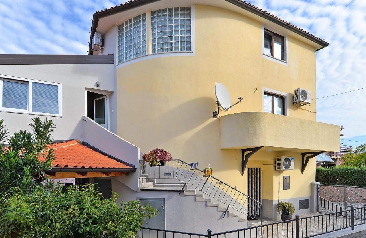 Apartments Jadranka 1279 Pomer Luaran gambar